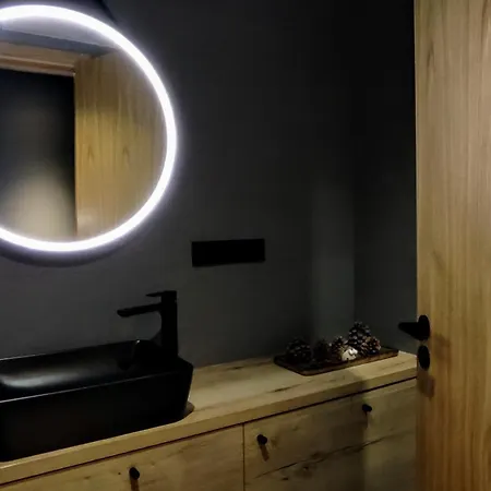 Moderni Rodinny 3Kk Apartman D8 V Centru Harrachova S Vyhledem Na Skokanske Mustky - By Relax Harrachov Exteriér fotografie