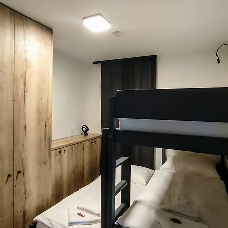 Moderni Rodinny 3Kk Apartman D8 V Centru Harrachova S Vyhledem Na Skokanske Mustky - By Relax Harrachov Exteriér fotografie