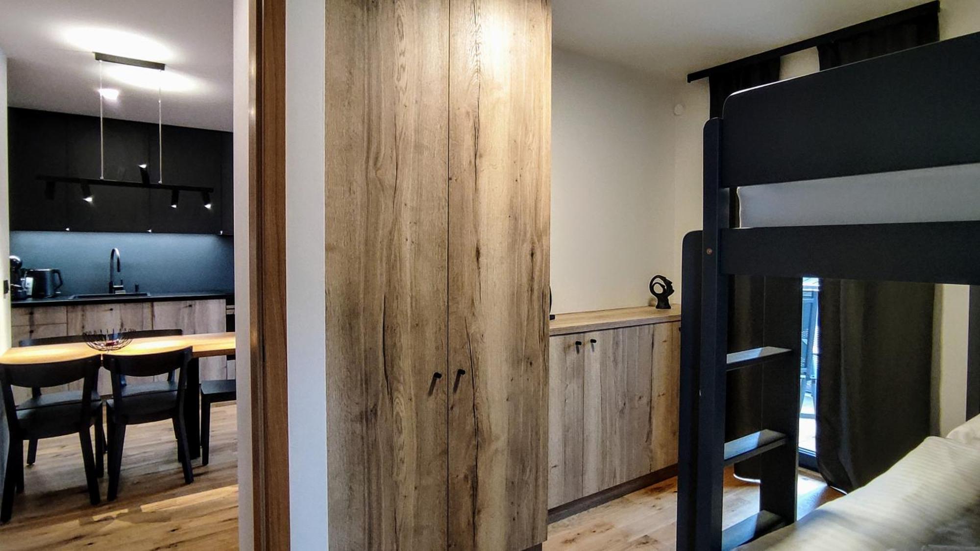 Moderni Rodinny 3kk D8 V Centru Harrachova S Vyhledem Na Skokanske Mustky - By Relax Apartment *