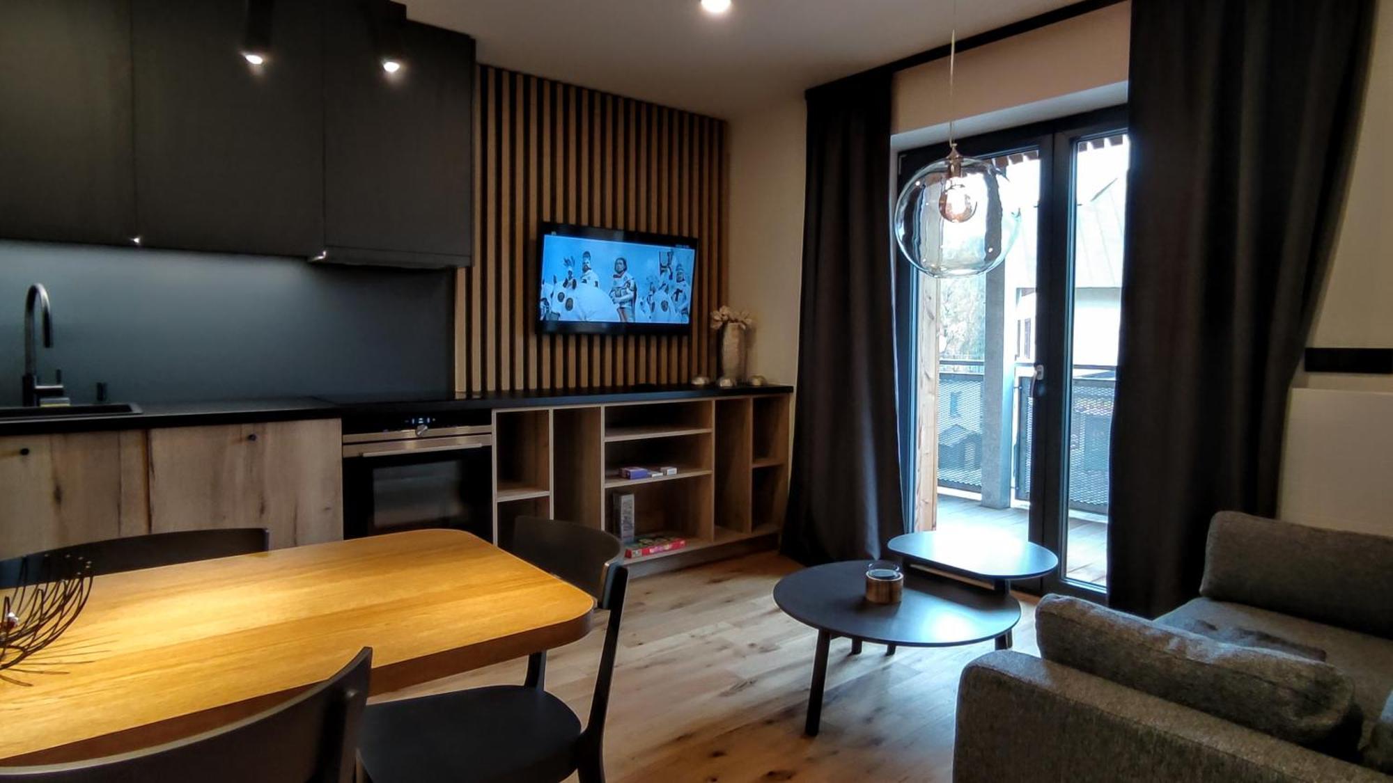 Apartment Moderni Rodinny 3kk D8 V Centru Harrachova S Vyhledem Na Skokanske Mustky - By Relax